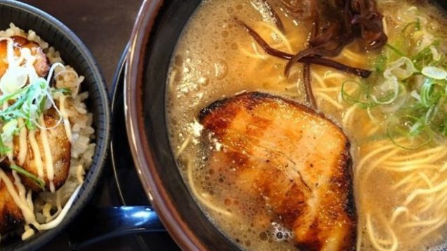 拉麺亭 つるる 一宮西店｜一宮市 ラーメン屋
